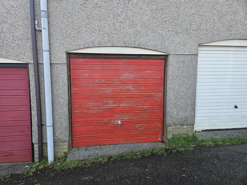 Garage.jpg
