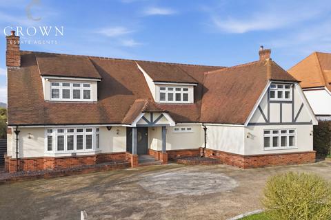 4 bedroom detached house for sale, Glebe Road, Ramsden Bellhouse, Billericay