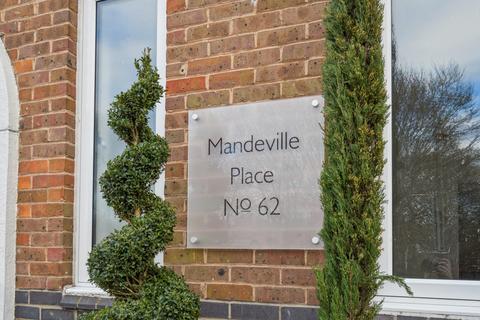 undefined, Mandeville Place, The Broadway, Old Amersham