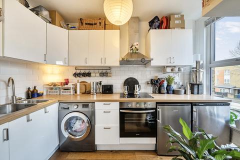 undefined, Linden Grove, London