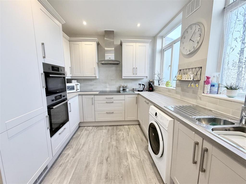 36 Kendal Rd-11.jpg