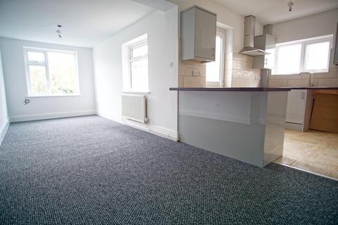 undefined, 3 Bed House To Let on Boulevard, Preston