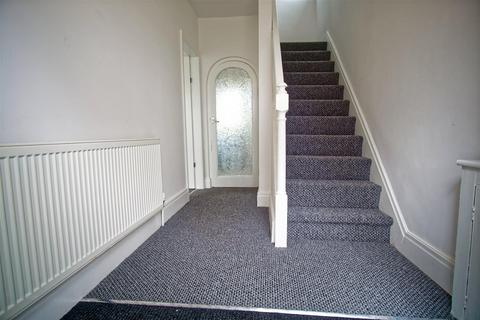 3 bedroom end of terrace house to rent, 3 Bed House To Let on Boulevard, Preston