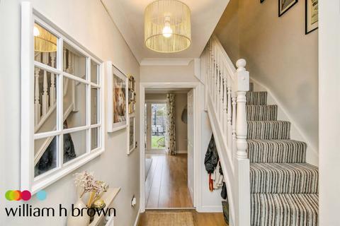 undefined, Cinnabar Close, Pinewood, IPSWICH