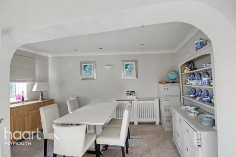 3 bedroom terraced house to rent, Asheldon Road, TORQUAY