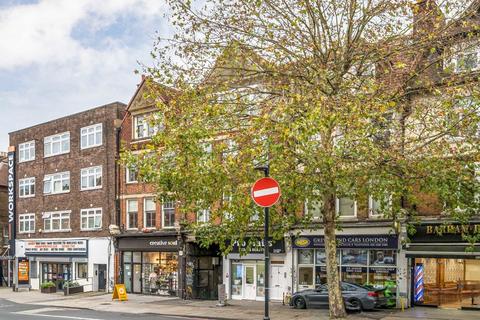 2 bedroom flat to rent, Streatham High Road, London SW16