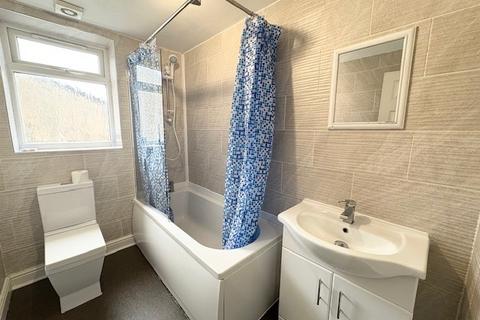 1 bedroom apartment to rent, Bury New Road, Bolton, BL2