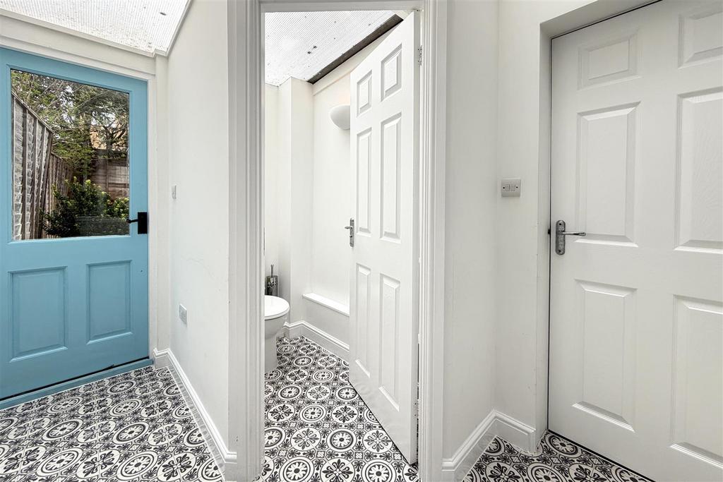Ground Floor WC