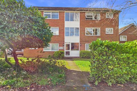 1 bedroom apartment to rent, Ray Park Avenue, Maidenhead SL6