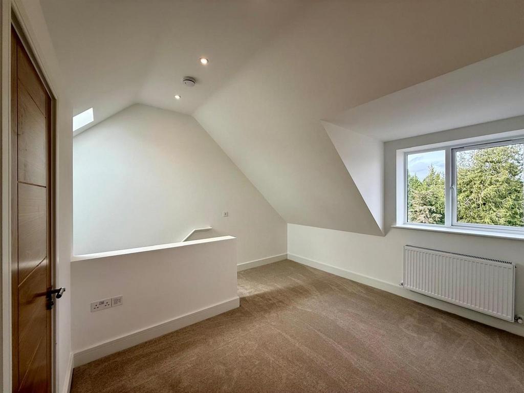 5mm top floor bed.jpg