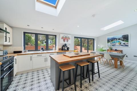 undefined, Merland Rise, Epsom KT18