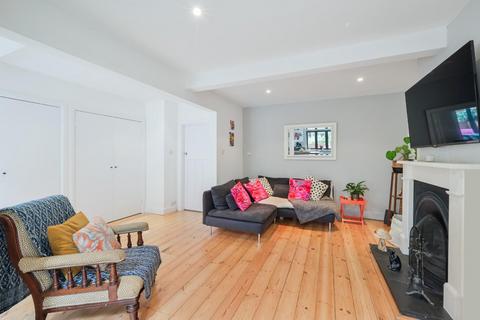 undefined, Merland Rise, Epsom KT18