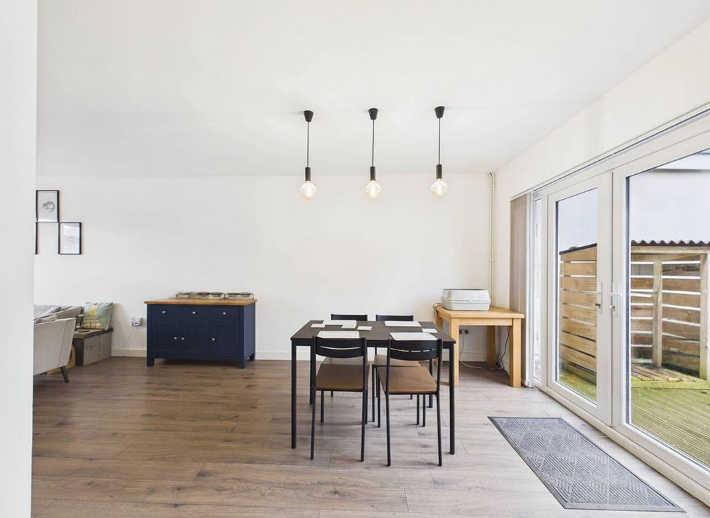 Living/Dining room