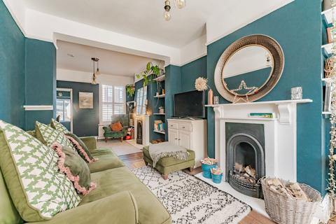 3 bedroom terraced house for sale, Mill Hill Road, Norwich