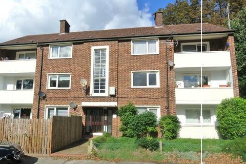 undefined, Summers Close, Weybridge