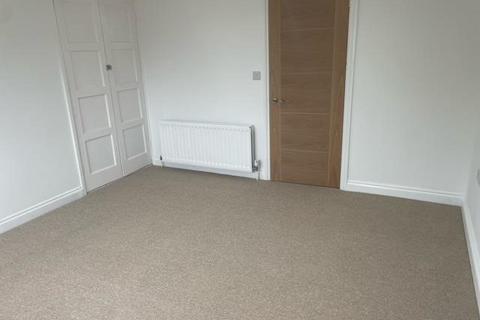 undefined, Summers Close, Weybridge