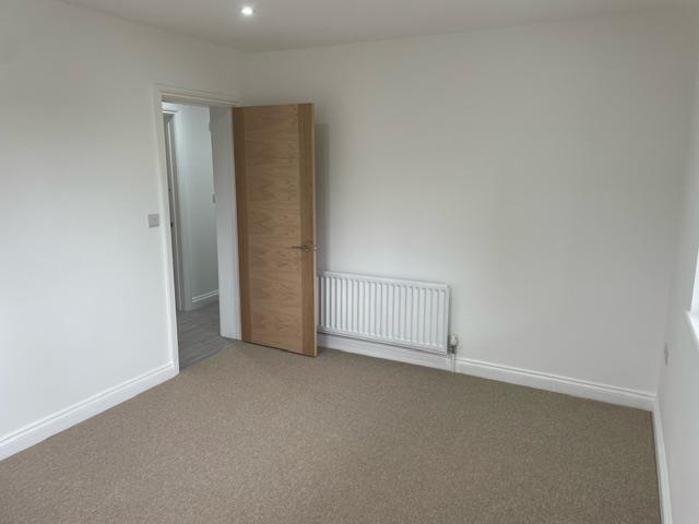 Bedroom 1 2.jpeg