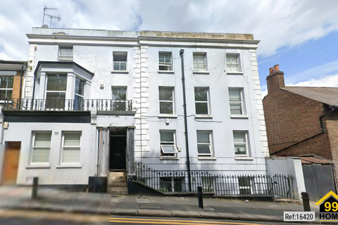 Hillreach Rd, Woolwich, Greater London, SE18