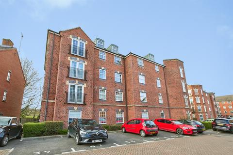 2 bedroom ground floor flat for sale, Magnus Court, Chester Green, Derby