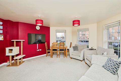2 bedroom ground floor flat for sale, Magnus Court, Chester Green, Derby