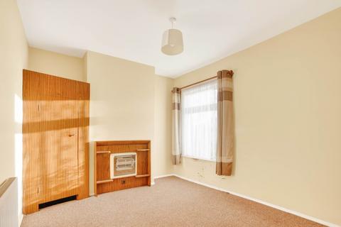 2 bedroom terraced house for sale, Manbey Road, Stratford E15