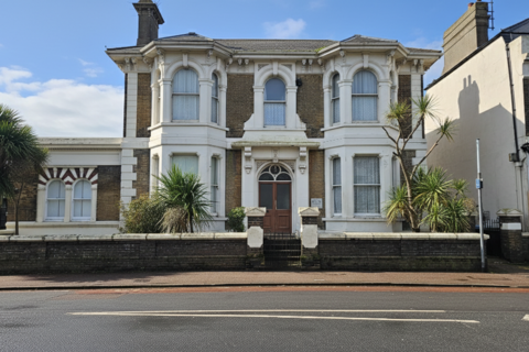 undefined, Queen Street, Deal CT14