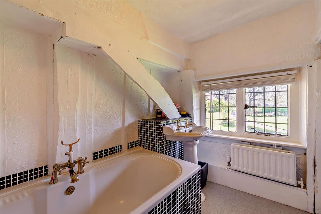 First Floor Bathroom