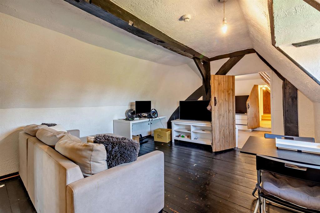Bedroom Seven