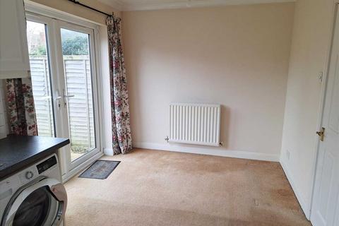2 bedroom terraced house for sale, Bramley RG26