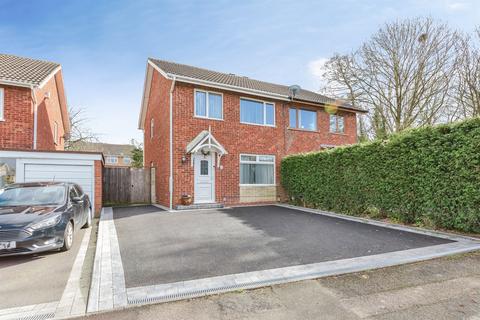 3 bedroom semi-detached house for sale, Angelica, Amington, Tamworth