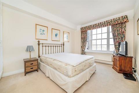 undefined, Turks Row, London SW3