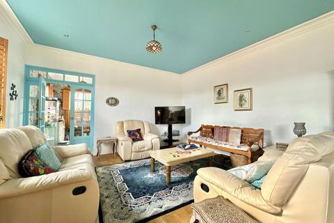 2 bedroom apartment for sale, Edith Murphy Close, Leicester LE4