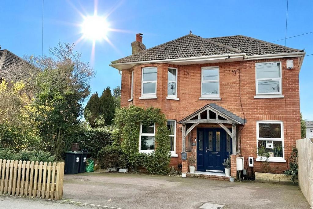 4 bed detached family home