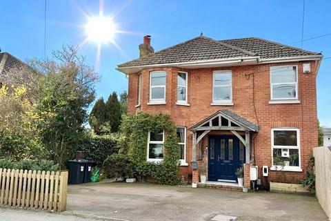 undefined, Parsonage Barn Lane, Ringwood, BH24 1PZ