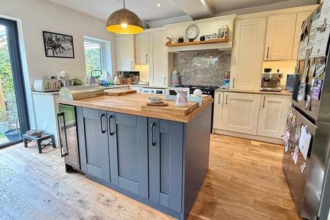 undefined, Parsonage Barn Lane, Ringwood, BH24 1PZ