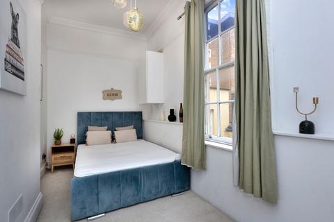 2 bedroom flat to rent, Old Steine, Brighton, BN1