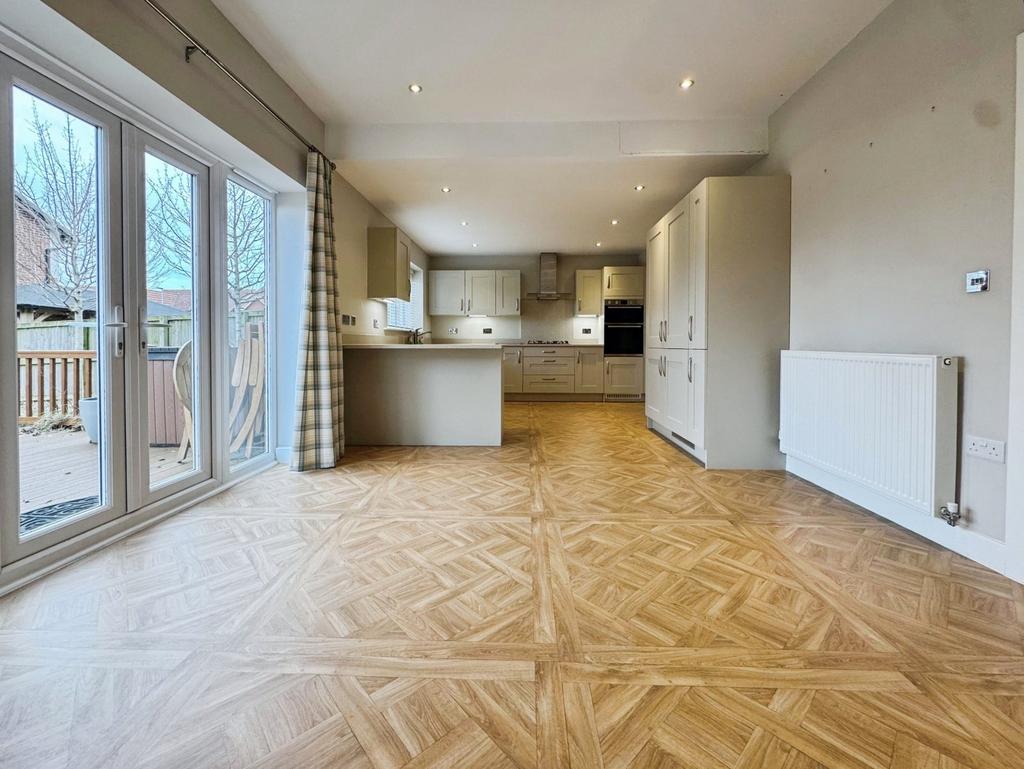 Kitchen Family Room