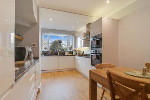 undefined, Molesham Way, West Molesey, KT8