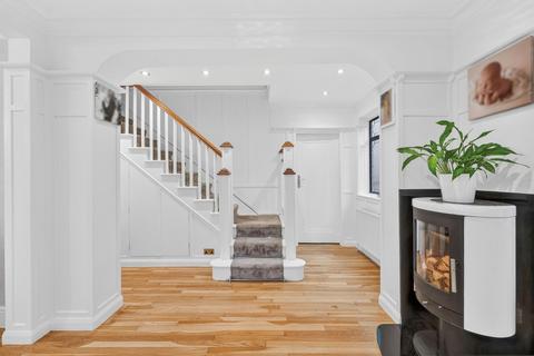 5 bedroom detached house for sale, Princes Avenue, Woodford Green, IG8