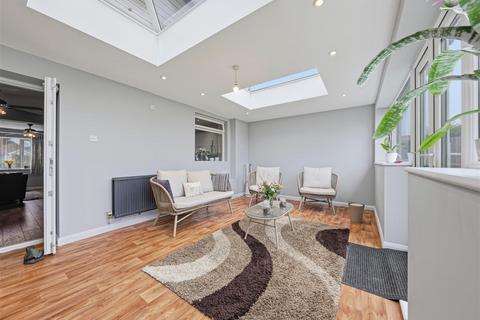 5 bedroom house for sale, Herne Bay Road, Whitstable