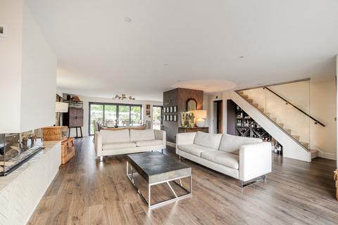 4 bedroom detached house for sale, Hynesbury Road, Friars Cliff, Christchurch, BH23
