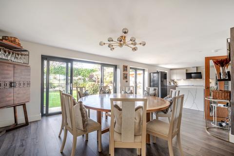 4 bedroom detached house for sale, Hynesbury Road, Friars Cliff, Christchurch, BH23