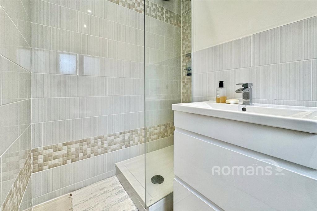 En-Suite (2nd)