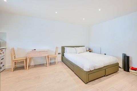 undefined, Noel Road, Acton, London, W3