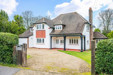 Hollymead Road, Chipstead, Coulsdon