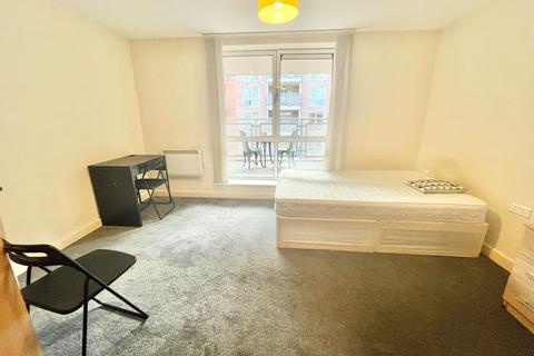 1 bedroom in a flat share to rent, Warstone Lane, Birmingham B18