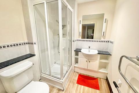 1 bedroom in a flat share to rent, Warstone Lane, Birmingham B18