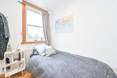 2 bedroom flat to rent, Frognal, Hampstead, London, NW3
