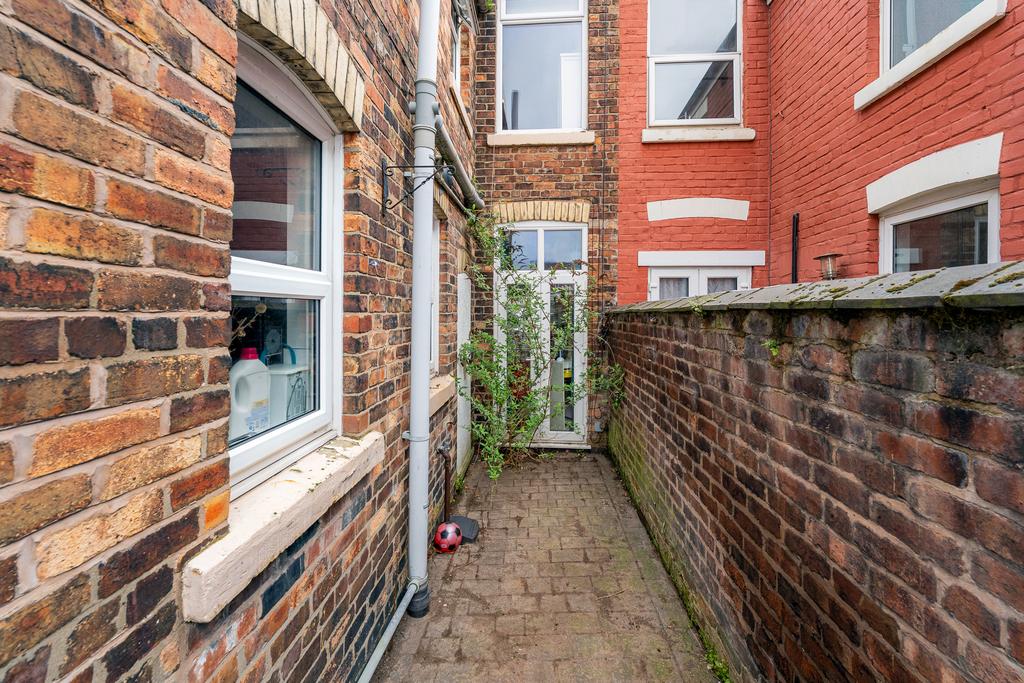 28 CROSFIELD STREET (47 of 53).jpg