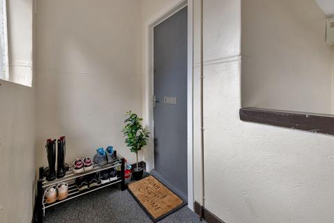 2 bedroom flat for sale, Manse Court, Barrhead, Glasgow, East Renfrewshire